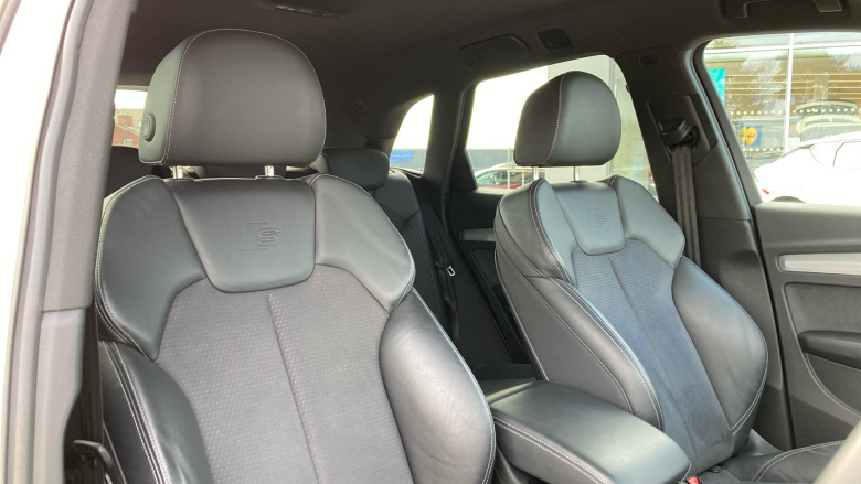 Audi Q5 45 TFSI Quattro S Line 5dr S Tronic Petrol Estate